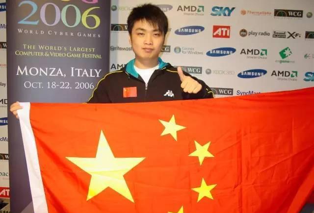 从国服第一白手到IG.xiaoxiao丨游戏名人传