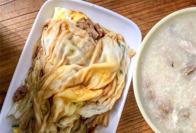 东西中小学附近,这几样学生一直v东西着花都界个人档案小学生图片