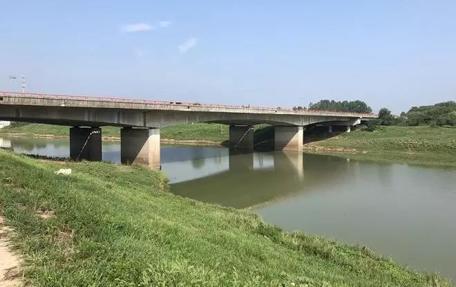 南京9岁脑瘫女童溺亡:爸爸爷爷别杀我…