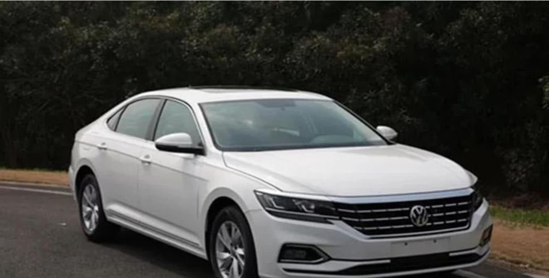 帕萨特Plus亮相,装上CC大溜背,2.0T高功率替1