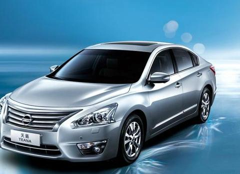 最适合家用的汽车，外观跟大气，配置绝对高端，售价现优惠2万