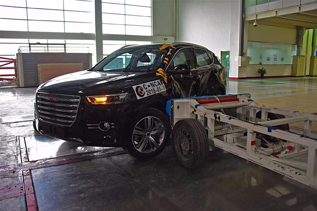 C-NCAP碰撞力压合资，五星安全对TA来说真的不算什么