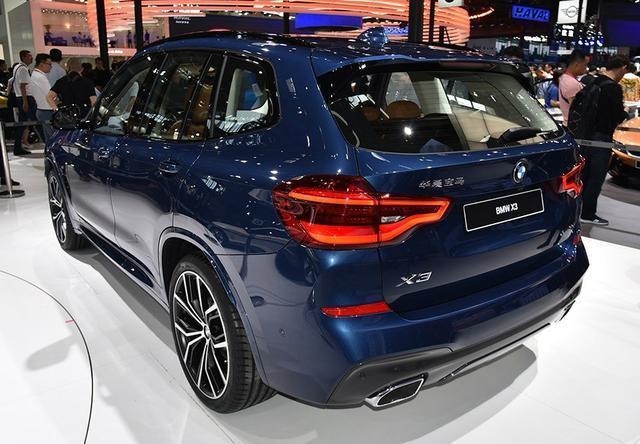 买奔驰GLC后悔!宝马新车长4米7四驱配8AT,卖