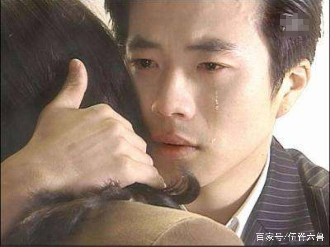 他是单眼皮的韩流鼻祖，42岁不老男神，结个婚损失100亿？