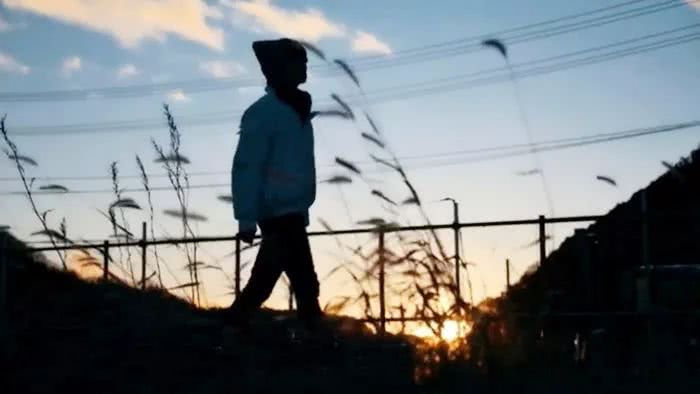 亲爱的小孩华晨宇 愿你被这世界温柔以待