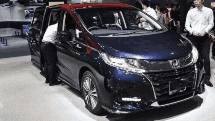 速递!新鲜的“美系MPV“资讯全在这，看我就够了