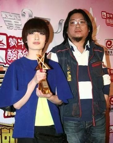 初代锦鲤”曾轶可出新专辑,过了九年我们才懂高晓松 初代锦鲤”曾轶可出新专辑,过了九年我们才懂高晓松