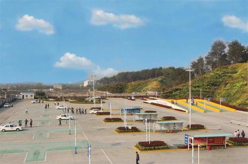 听说考驾照很难？一男子教练车当超跑，20秒通过？！