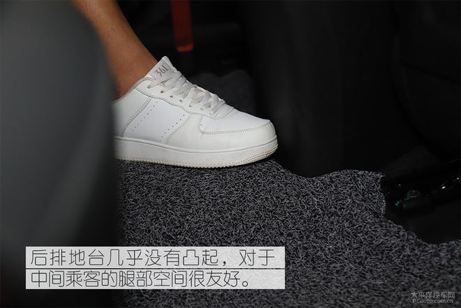 外观视觉冲击强烈、驾驶感受堪比思域,现代菲斯塔能火吗?
