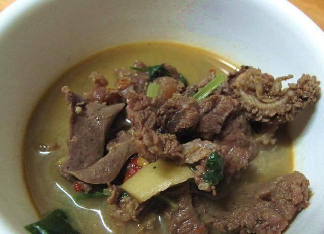 如何优雅地喝史上最恶心的美味——广西羊瘪汤？