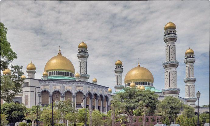 世界上福利最好的国家, 比迪拜富有, 据说是由明