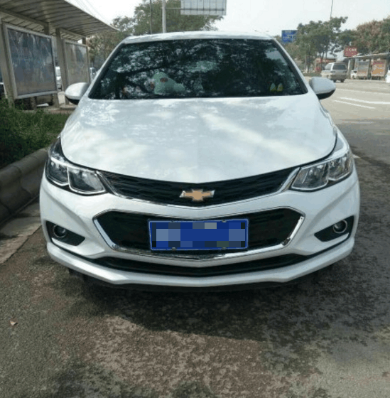 月薪5000的修车师傅, 为了性价比放弃了朗逸, 果断选择了它