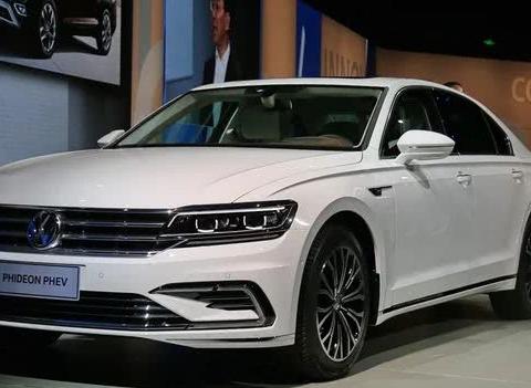 买奥迪A6都后悔了，这款车3.0T＋V6发动机，仅售20万起