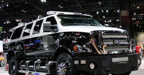 国外50多万满大街都是, 国内300万买了不敢开, 怕丢人