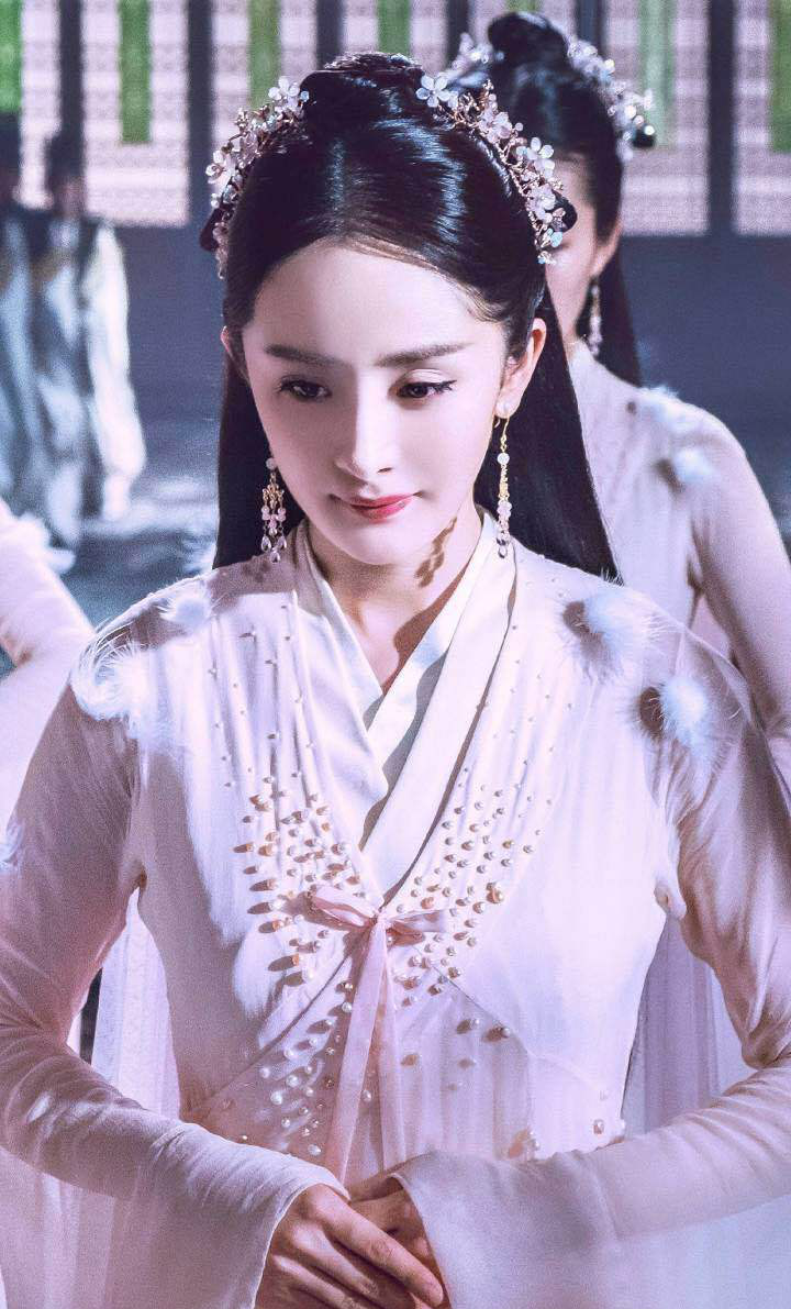 杨幂古装照大集合,美的无可挑剔,存起来
