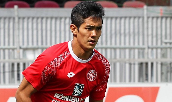 日本国脚武藤嘉纪转回纽卡斯尔