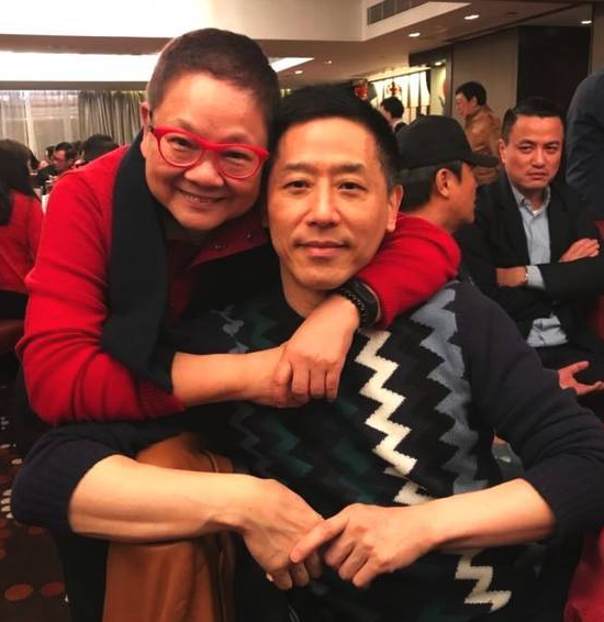 张国荣爱上一个男人，我们凭什么说三道四，根本就不配