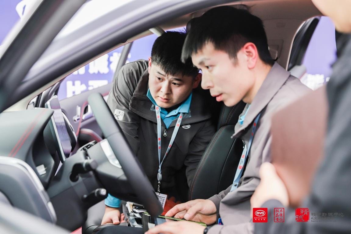 ��������  ���ǵ��ۺ�Ӣ�۷�֮ս