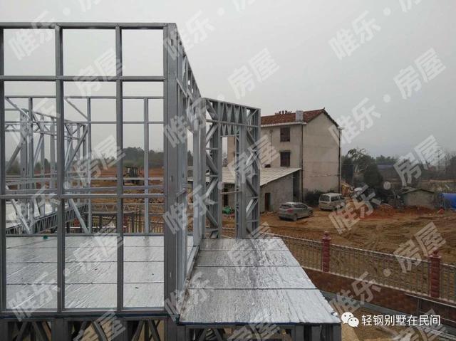 实拍农村最豪轻钢别墅建造全过程,有庭有院,