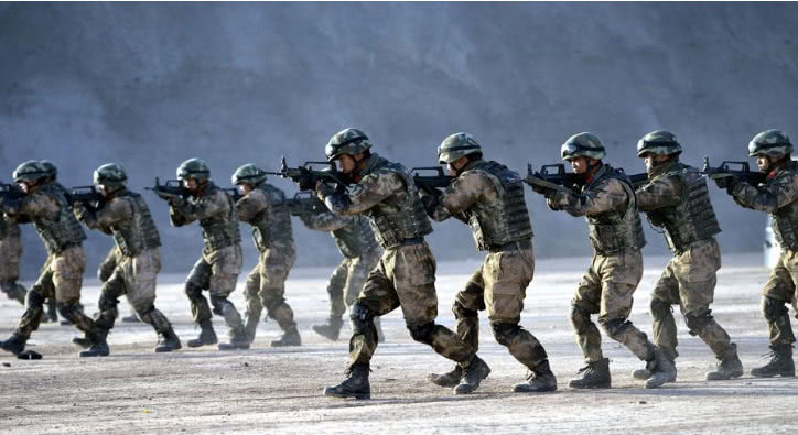 军队中最难选拔的兵种,连狙击手都自愧不如,危