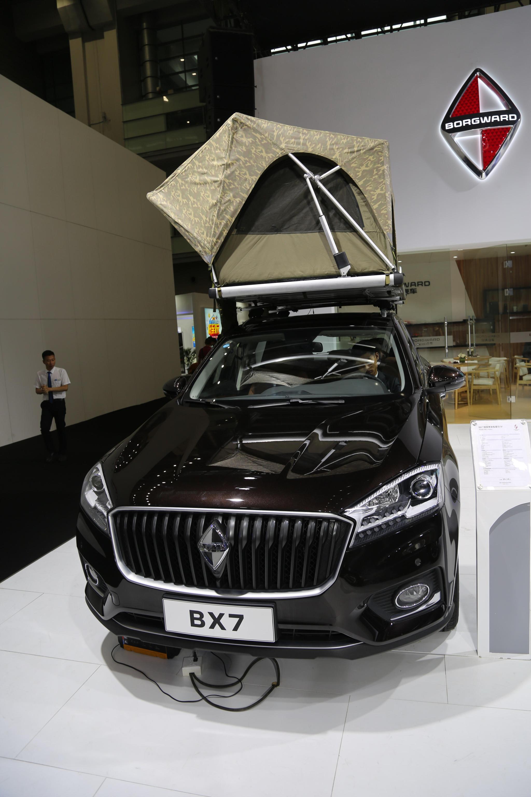 宝沃汽车-宝沃bx7,20万级别宽体suv,车展实拍!