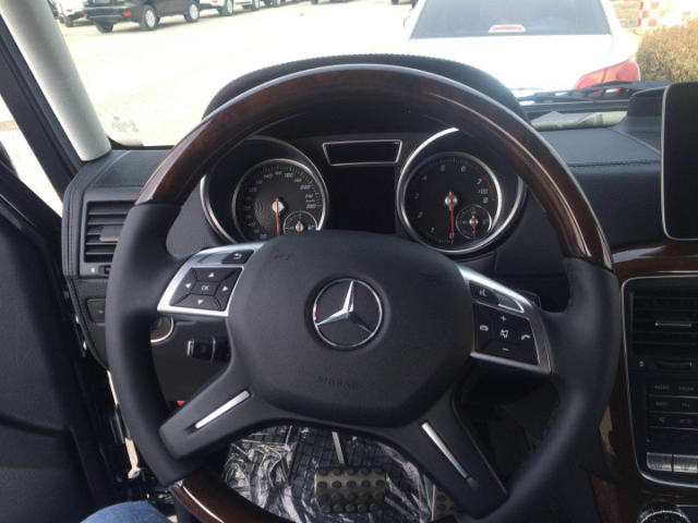 全新一代奔驰G500！外观霸气内饰精致豪华强大三把锁