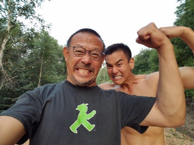 姜文 彭于晏 清早晨练 彭于晏秀满屏肌肉 这身材真是没谁了