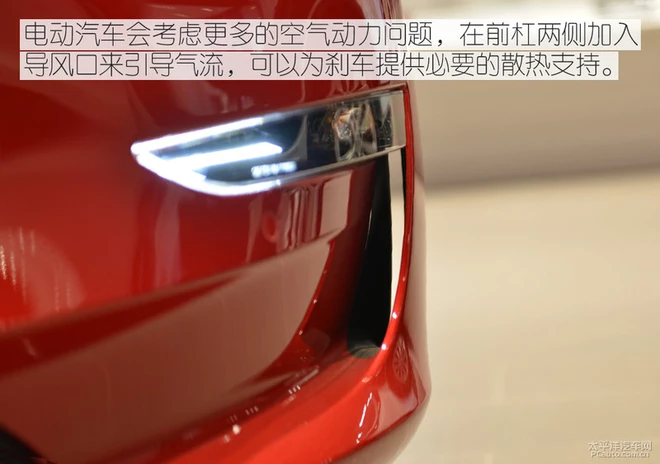 将极简主义进行到底的电动车！实拍体验特斯拉Model 3