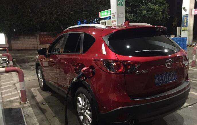 提了这辆颜值“领先10年”的suv回家 才知新款即将上市