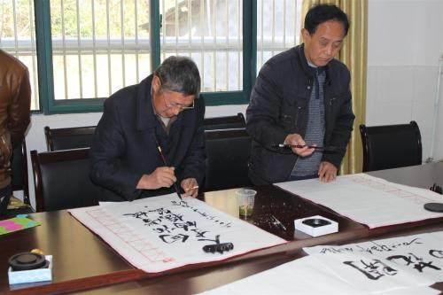 中学教师2017年退休,工资6700元,按新标准算能