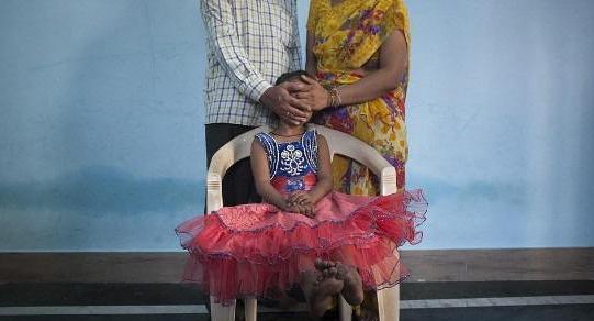 印度女孩来中国旅游后不想回去: 这里最安全, 不