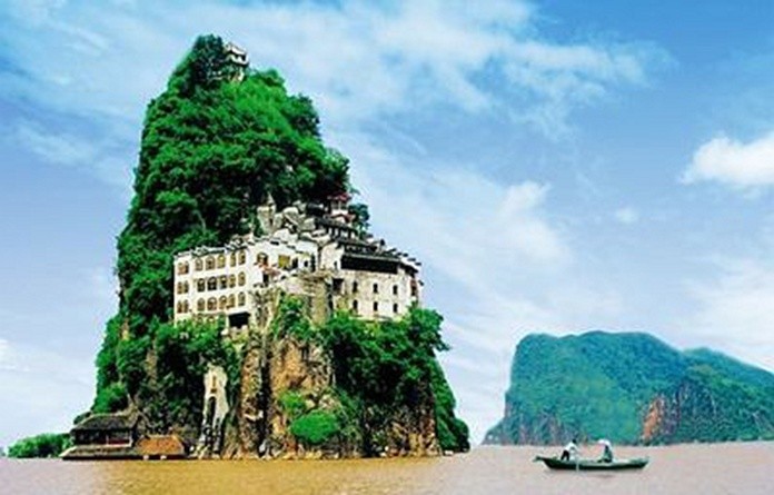 安庆有座小孤山，海上蓬莱做神仙