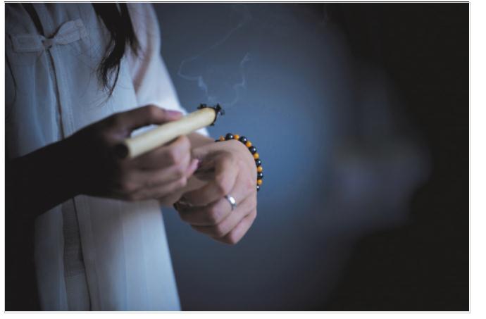 艾香叶艾条与加工户共同发展的健康事业