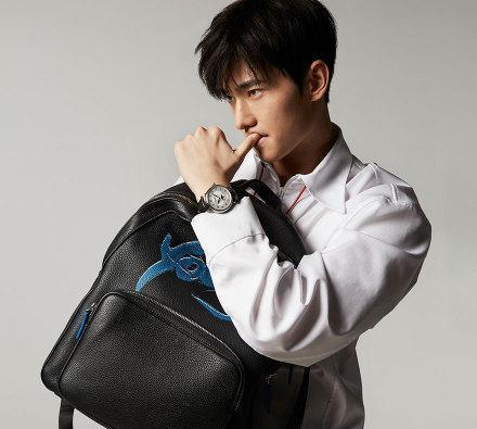 杨洋拿下世界前十巧克力品牌首位全球形象代言