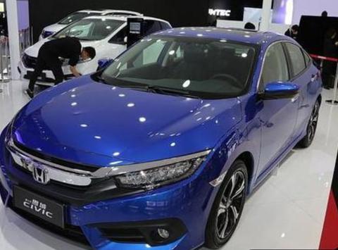 十代思域的哪款性价比高？三种最佳搭配，不看你绝对买错