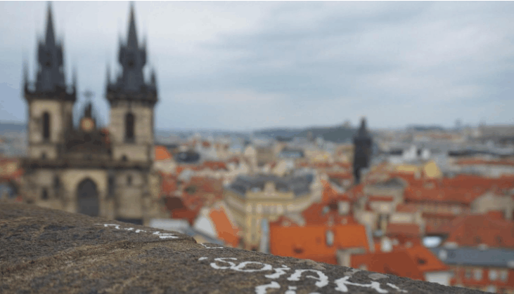 到此一游并非中国人专利, 别再贬中国游客