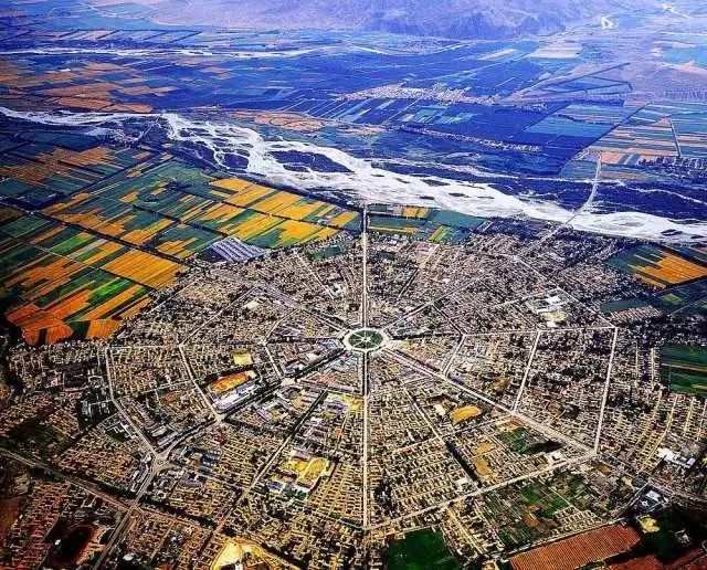 中国三大龙脉,秦始皇破坏两条,如今仅存其一