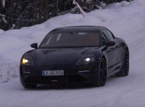 保时捷Mission E最新路试谍照 2019年上市