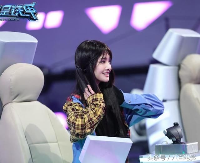 郑爽张翰分手后拍摄的新作品即将开播,郑爽则