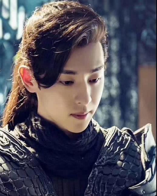 香蜜:邓伦魔尊造型帅爆了!魔界灵修提上日程!