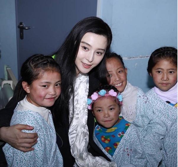 范冰冰工作室发15字微博,引冰冰粉丝欢呼!网友