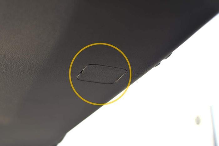 小孩被锁车里,没有钥匙打不开门,老司机教你一