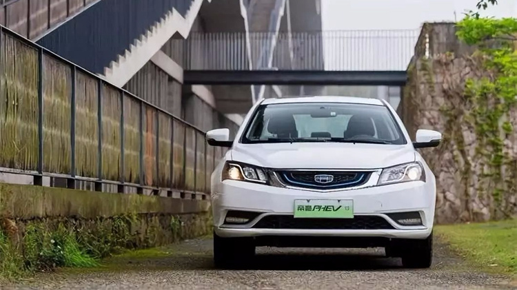 吉利武汉建新能源汽车工厂，年产20万辆