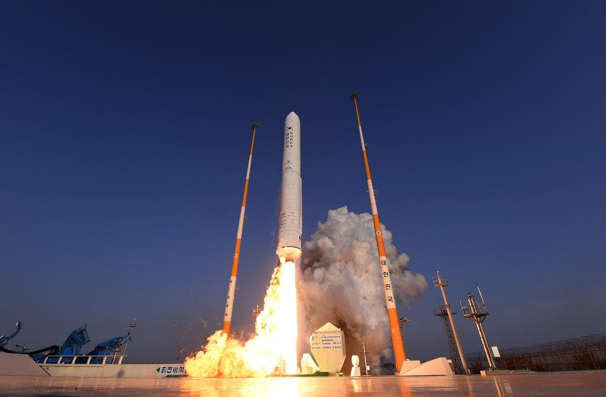 韩国要做宇宙大国，国产运载火箭完成关键一步，长征火箭或迎劲敌