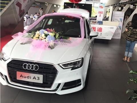 花22.5万买辆奥迪A3，车主直言内饰比宝马好看但不如奔驰