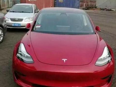 最便宜的特斯拉终于来，车内大屏堪比电视，30万估计真要卖疯
