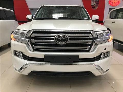 18款丰田兰德酷路泽5700超强的全时四驱 碾压式畅行川藏线无压力