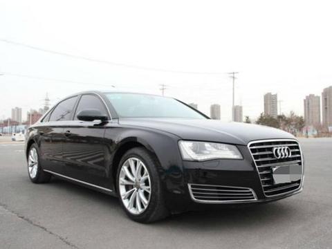 花51万买辆奥迪A8代步，当打开后尾箱的那一刻，整个人呆住了