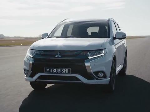 三菱也玩起了新能源，换心欧蓝德比CRV、奇骏更有性价比！