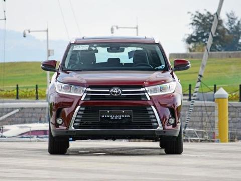 实测越野性能几乎为零，汉兰达凭啥加价提车？配置真心低